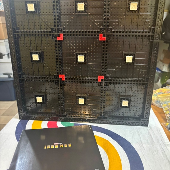 LEGO ART Marvel Studios "Iron Man" 31199 Pre-built with instructions - Picture 2 of 2